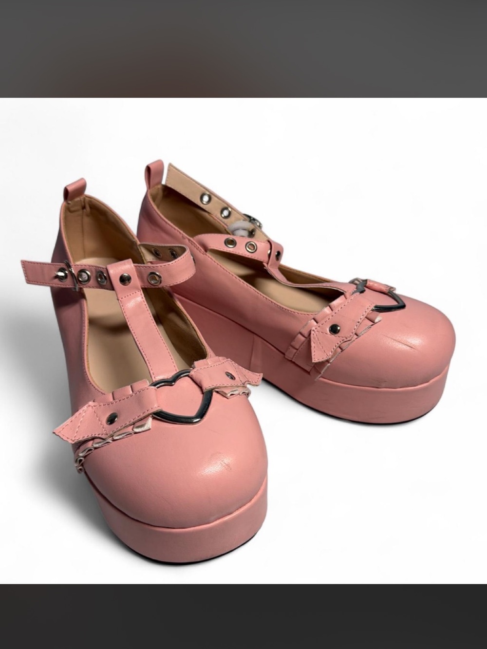 Source Unknown Pink Platform Mary Jane Shoes with Heart Buckle